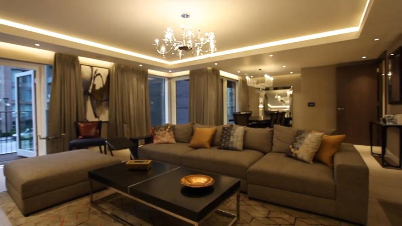 Luxurious Three Bedroom Flat In Chelsea Creek Londres