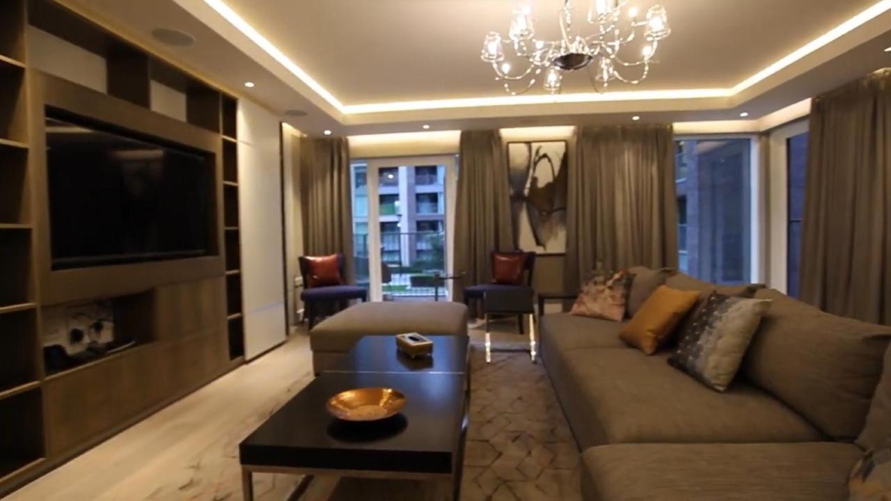 Luxurious Three Bedroom Flat In Chelsea Creek Apartamento Londres